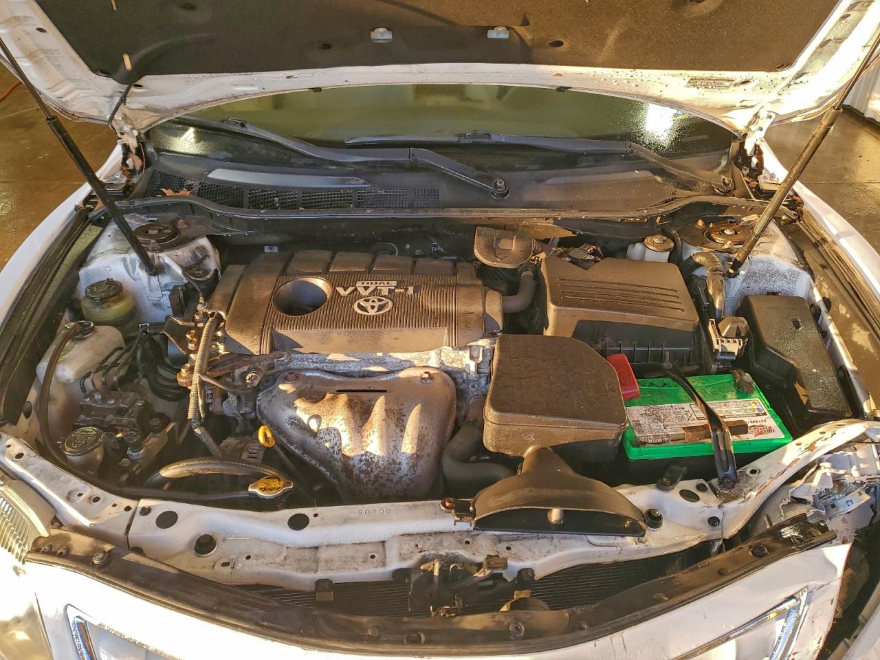 2010 TOYOTA CAMRY BASE photo 11