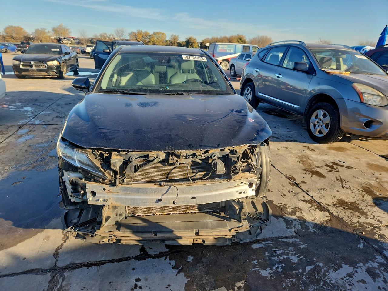 2019 TOYOTA CAMRY L photo 5