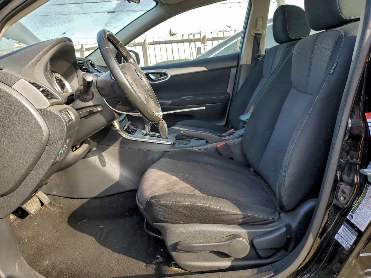 2015 NISSAN SENTRA S photo 19