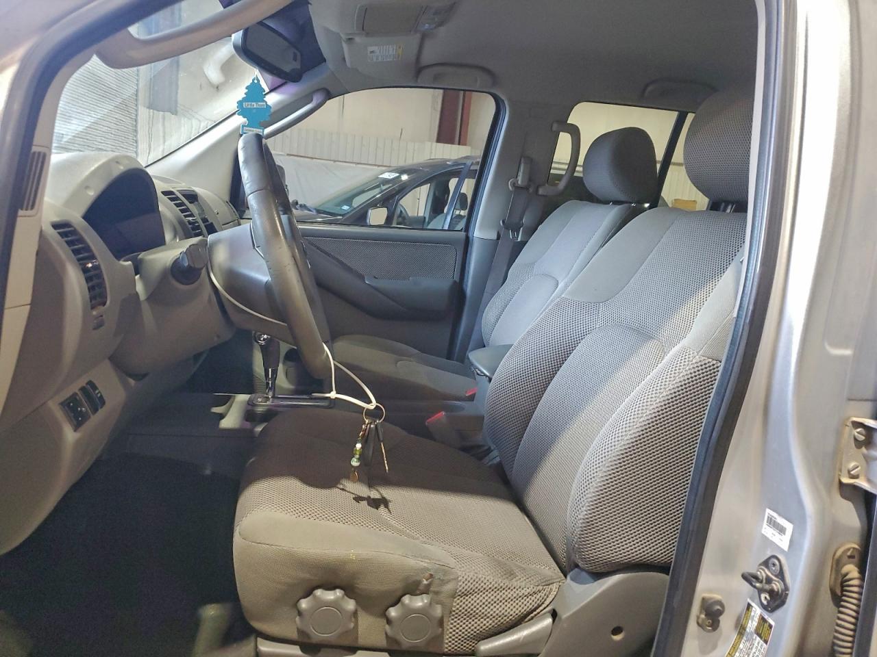 2007 NISSAN FRONTIER CREW CAB LE photo 7
