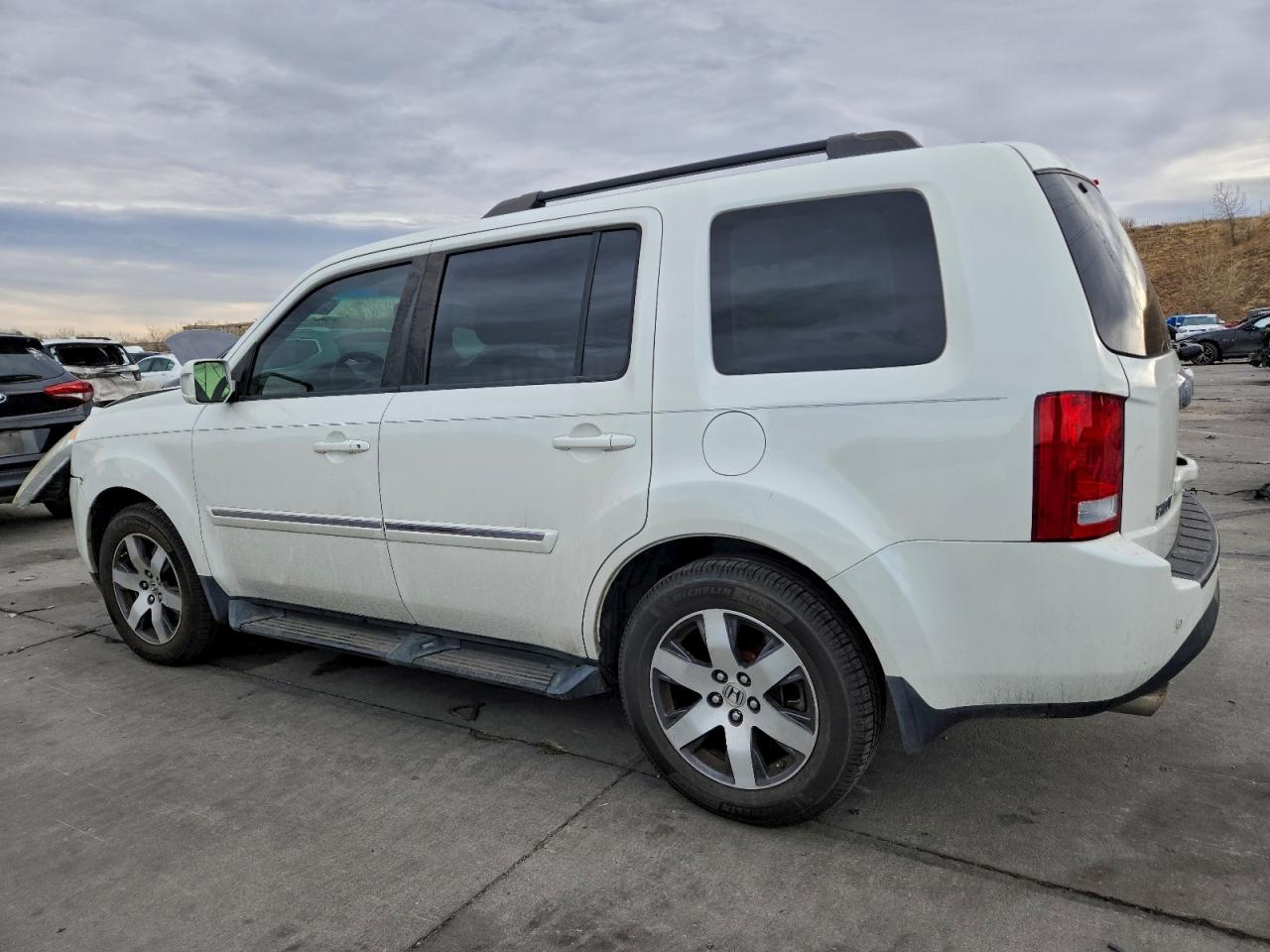 2012 HONDA PILOT TOURING photo 3