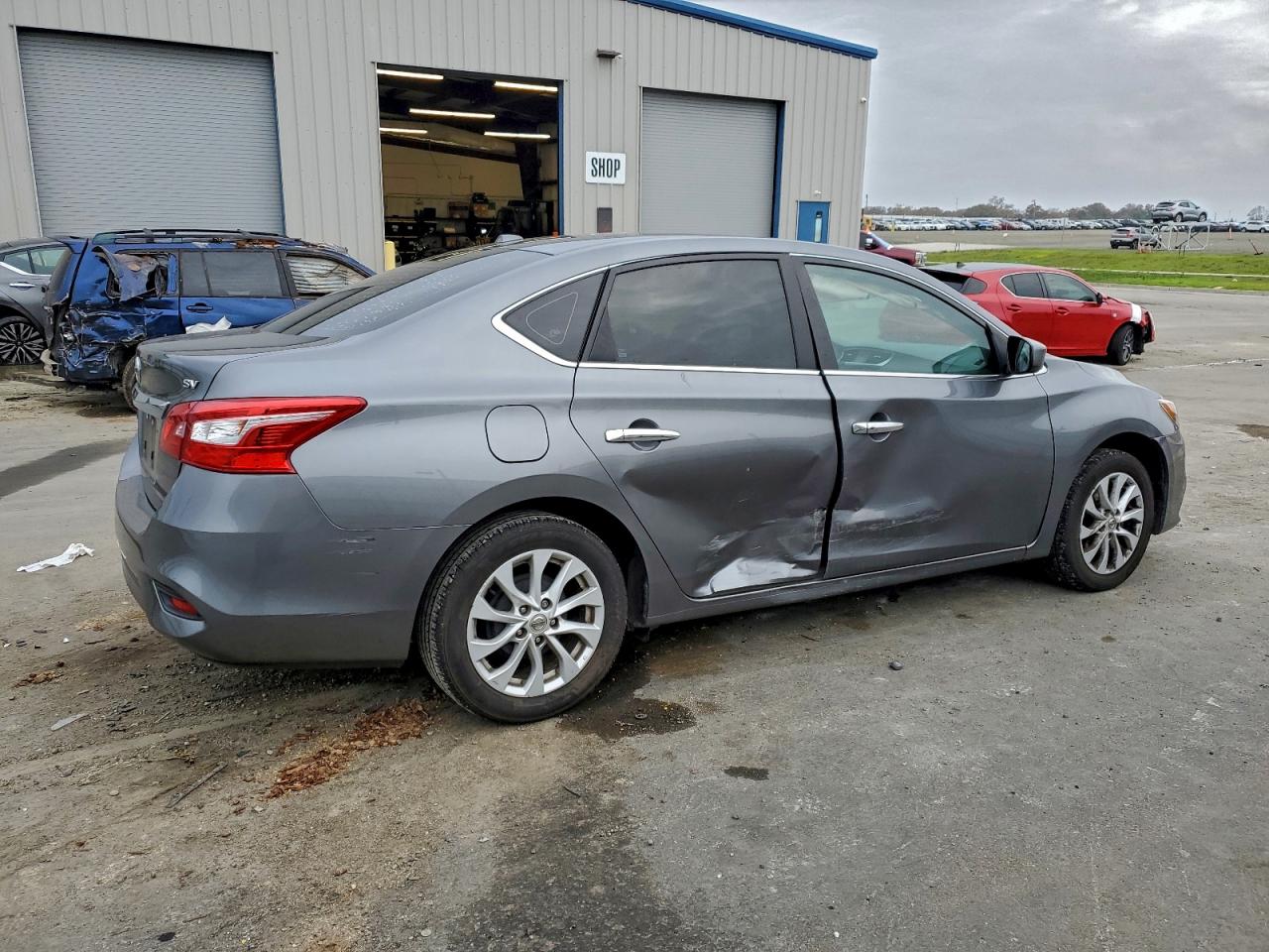 2018 NISSAN SENTRA S photo 3