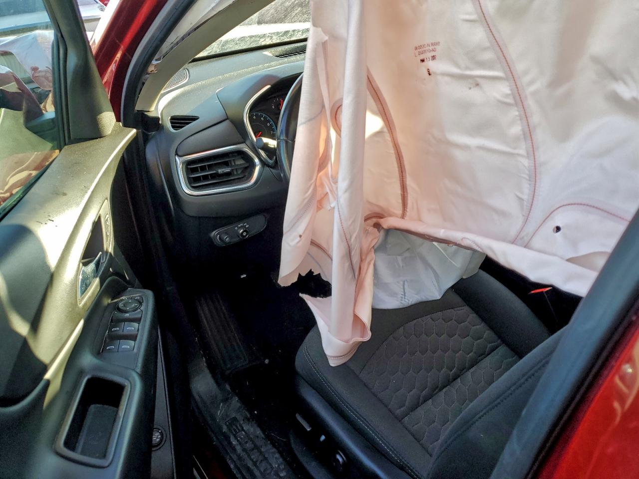 2018 CHEVROLET EQUINOX LT photo 8
