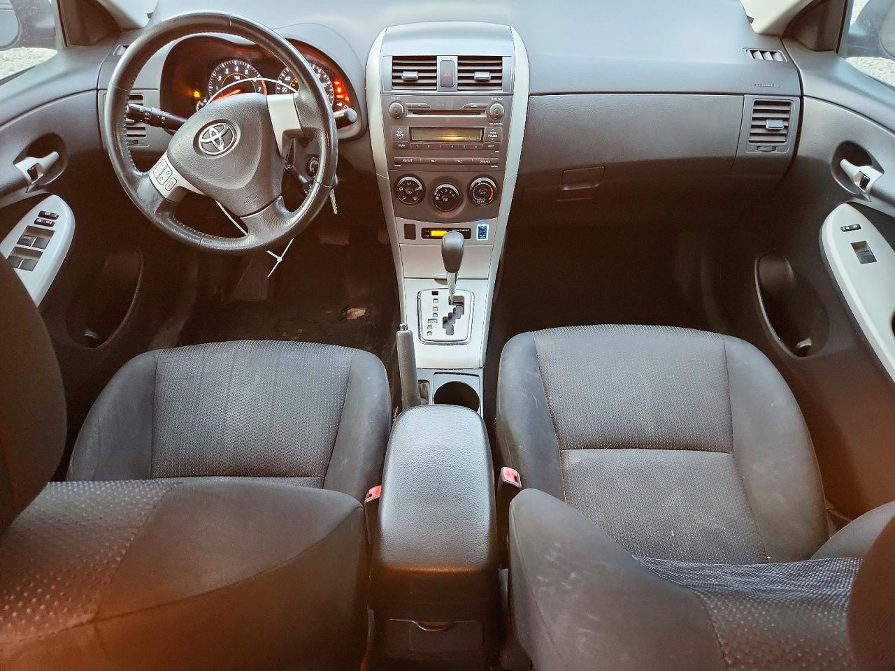 2010 TOYOTA COROLLA BASE photo 8