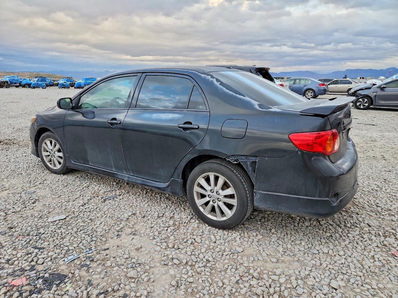 2010 TOYOTA COROLLA BASE photo 2