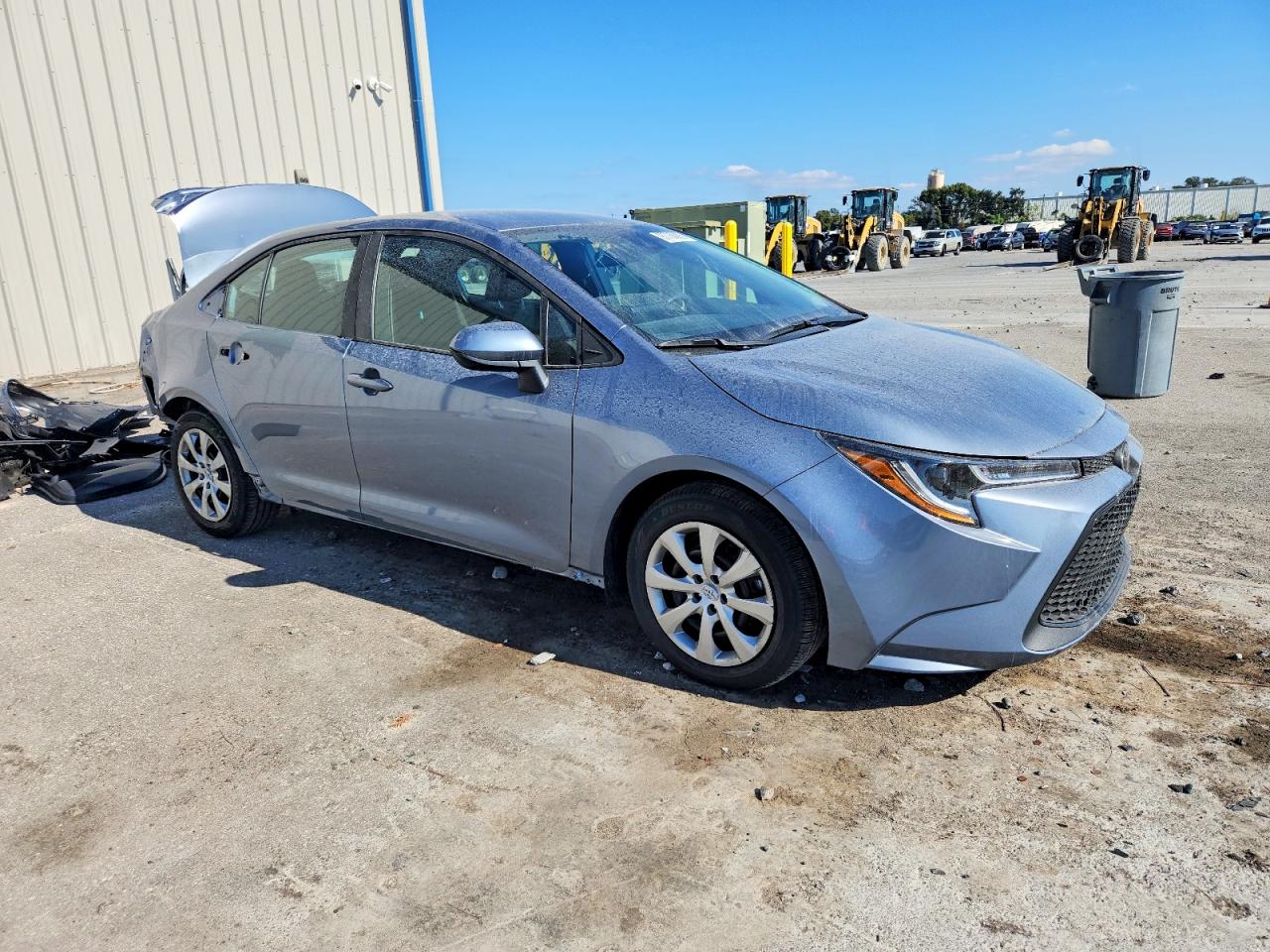 2022 TOYOTA COROLLA LE photo 4