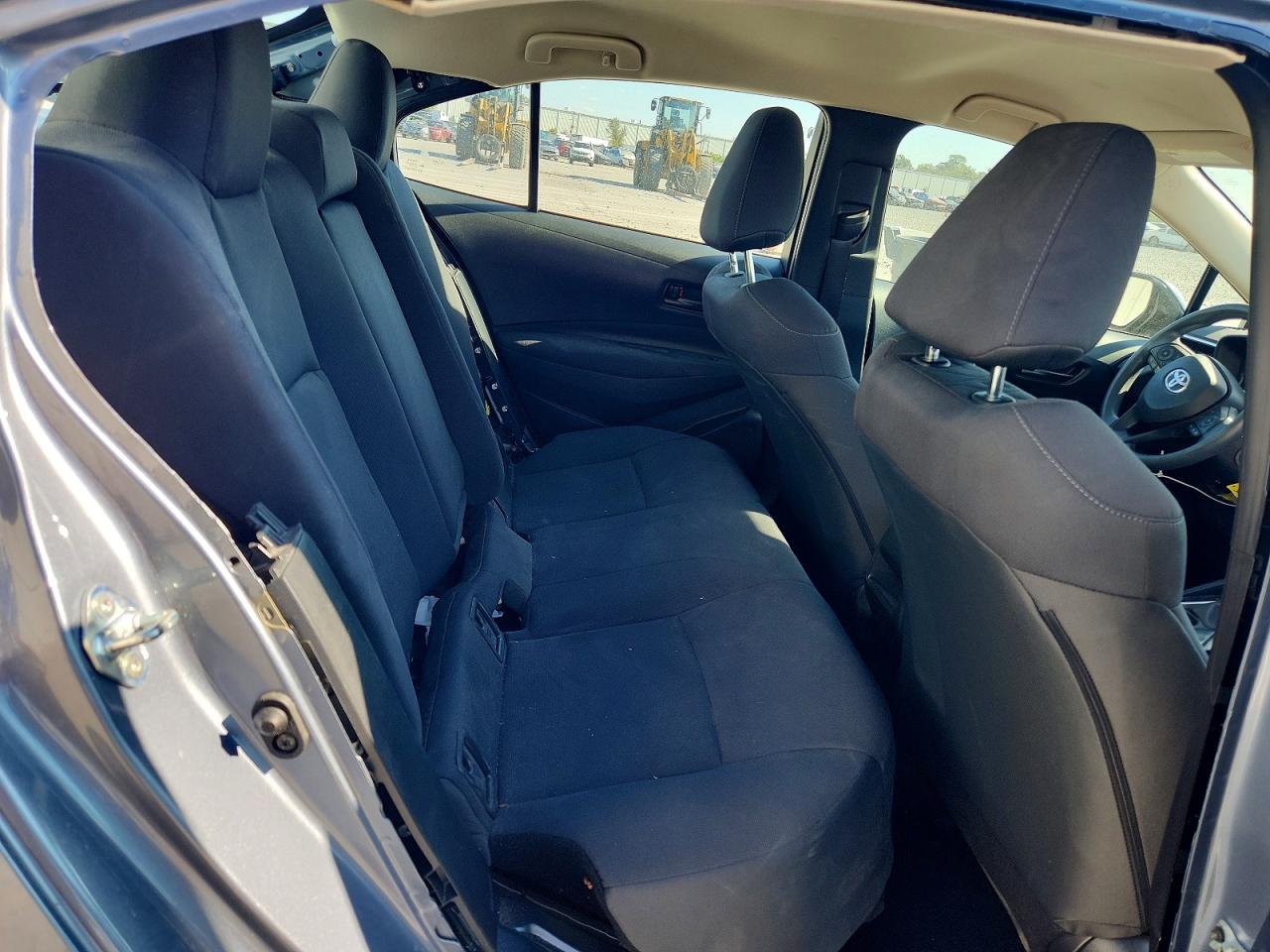 2022 TOYOTA COROLLA LE photo 10
