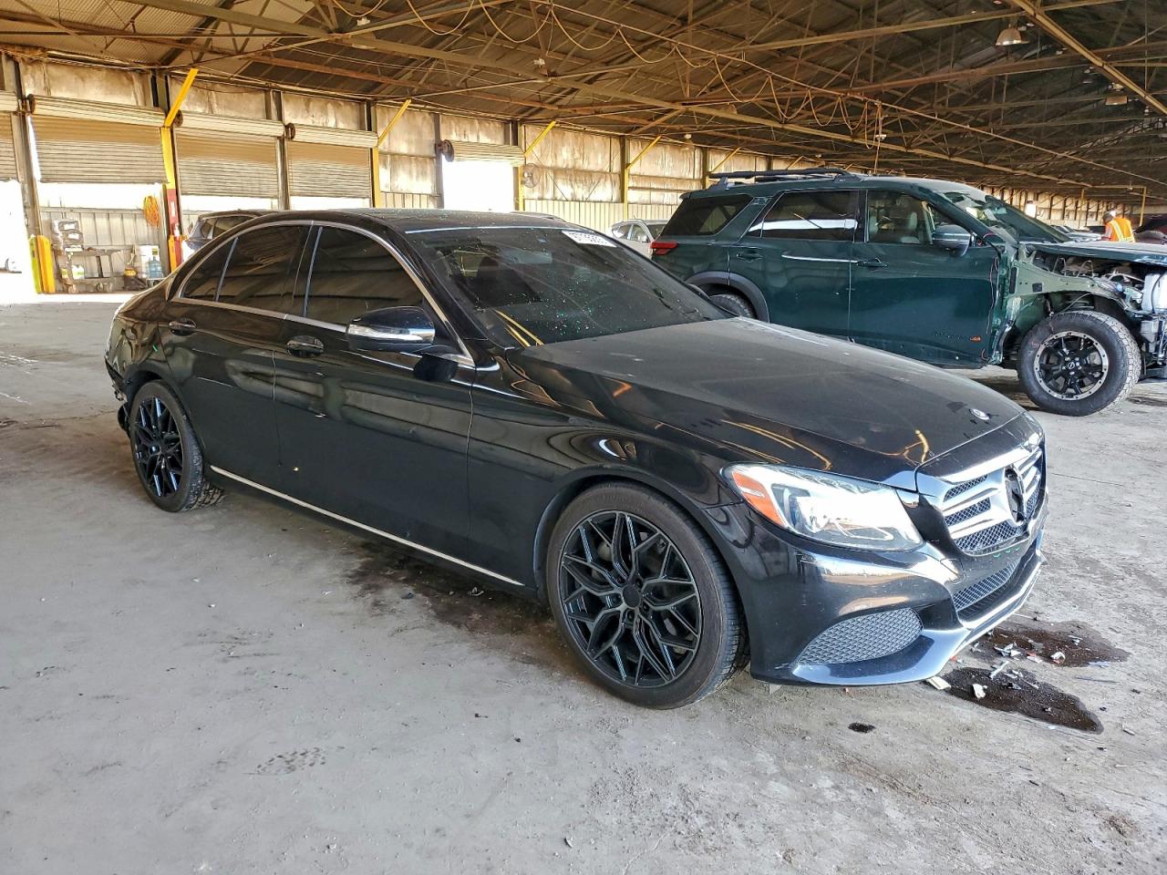 2015 MERCEDES-BENZ C 300 photo 4