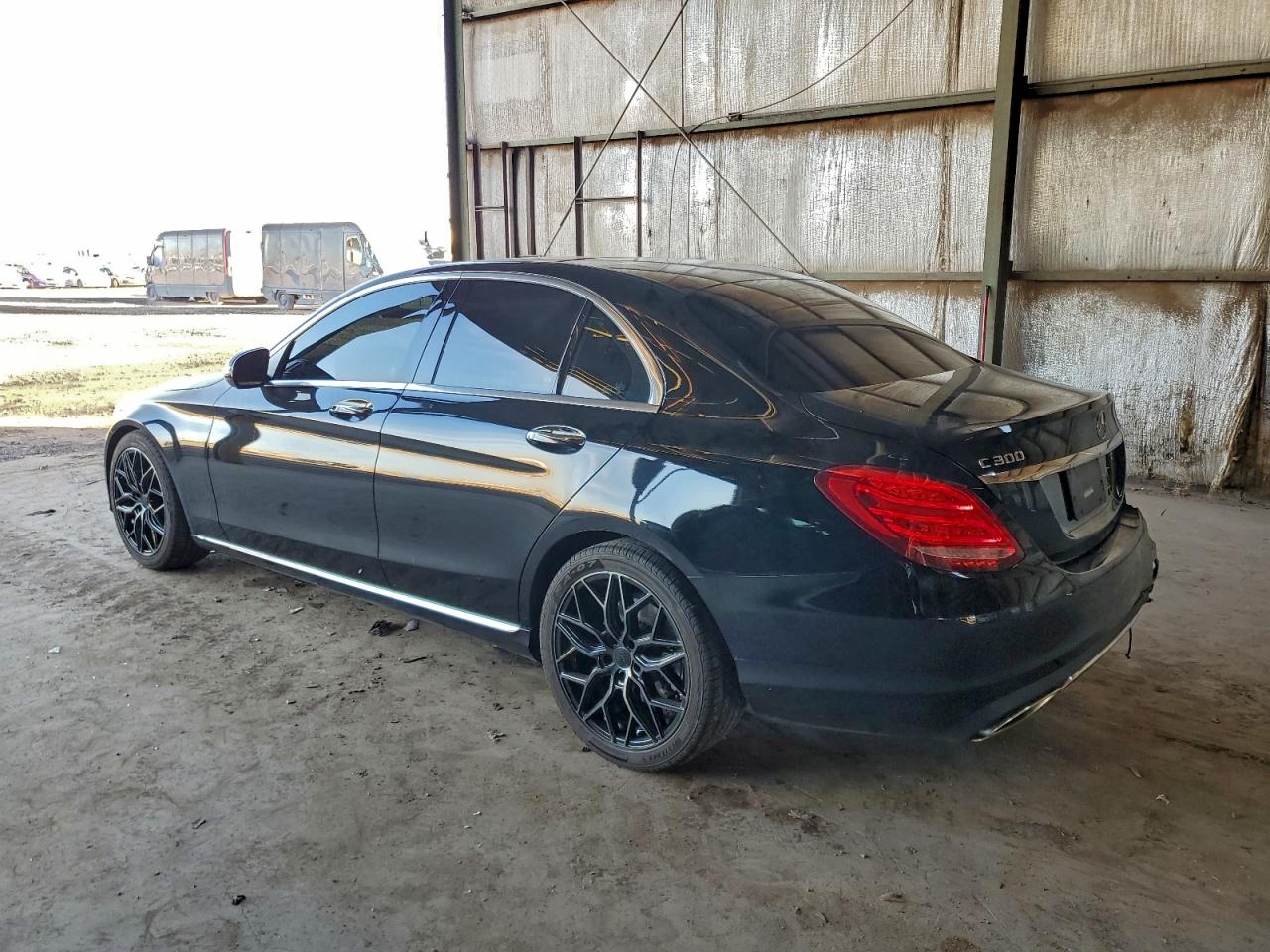 2015 MERCEDES-BENZ C 300 photo 2