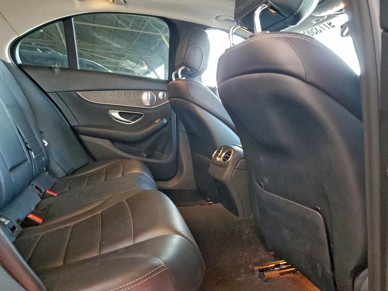 2015 MERCEDES-BENZ C 300 photo 10