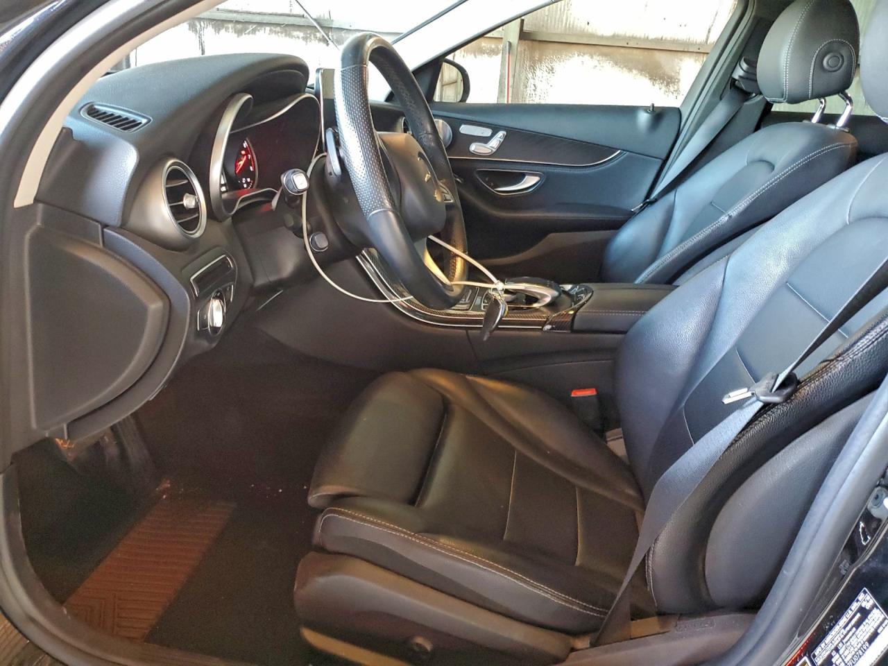 2015 MERCEDES-BENZ C 300 photo 7