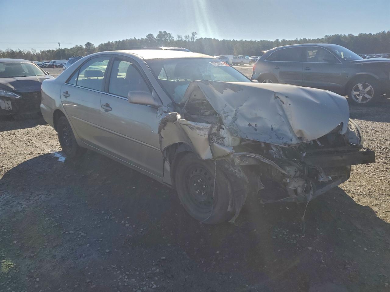 2002 TOYOTA CAMRY LE photo 4
