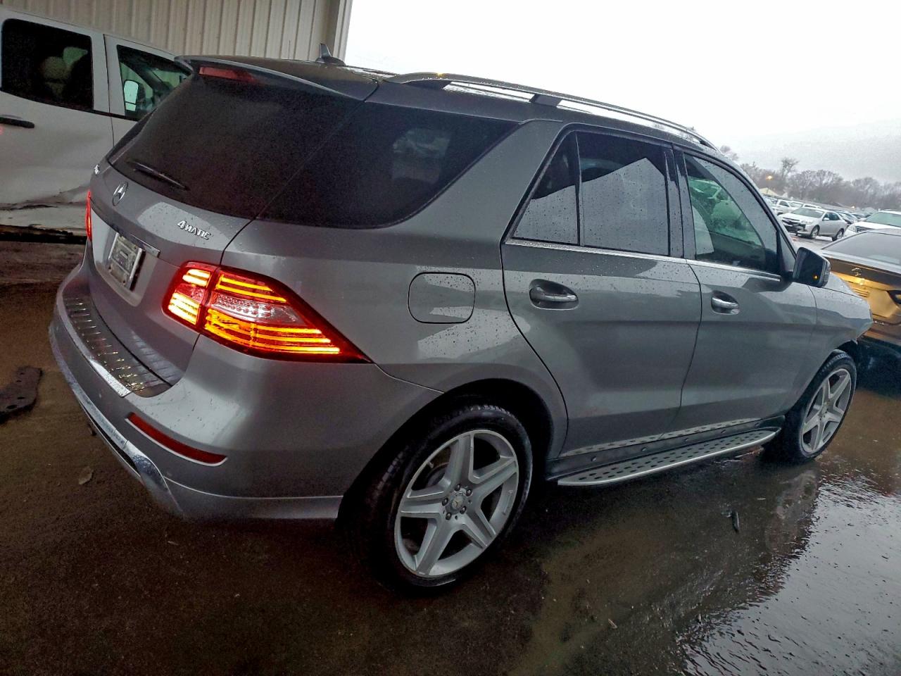 2015 MERCEDES-BENZ ML 400 4MATIC photo 3