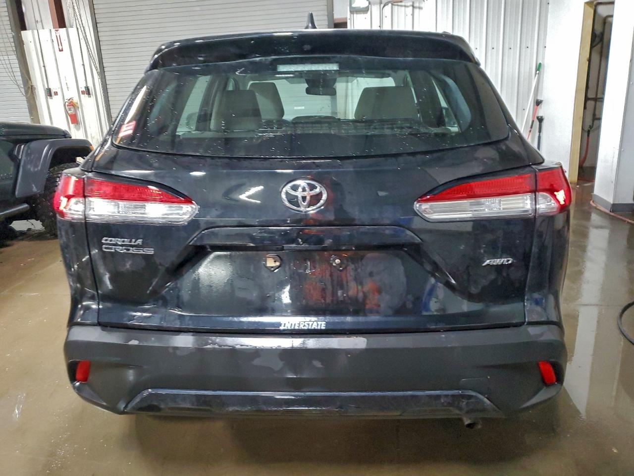 2023 TOYOTA COROLLA CROSS L photo 11
