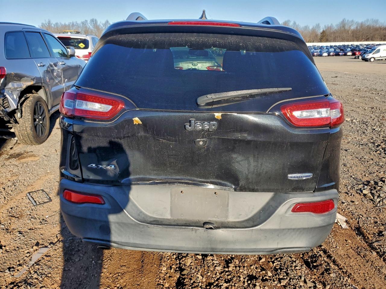 2016 JEEP CHEROKEE LATITUDE photo 6