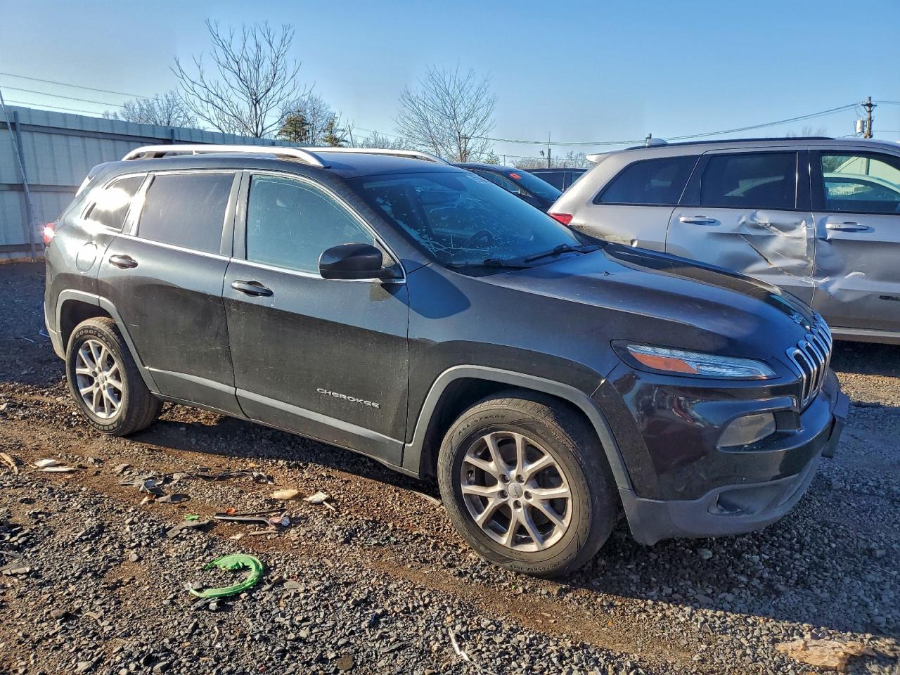 2016 JEEP CHEROKEE LATITUDE photo 4