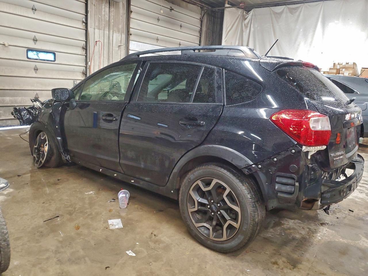 2017 SUBARU CROSSTREK PREMIUM photo 2