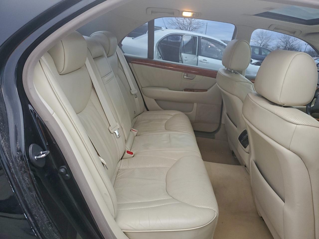 2003 LEXUS LS 430 photo 10