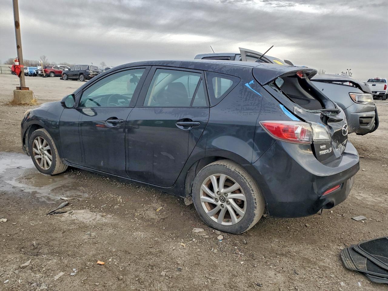 2013 MAZDA 3 I photo 2
