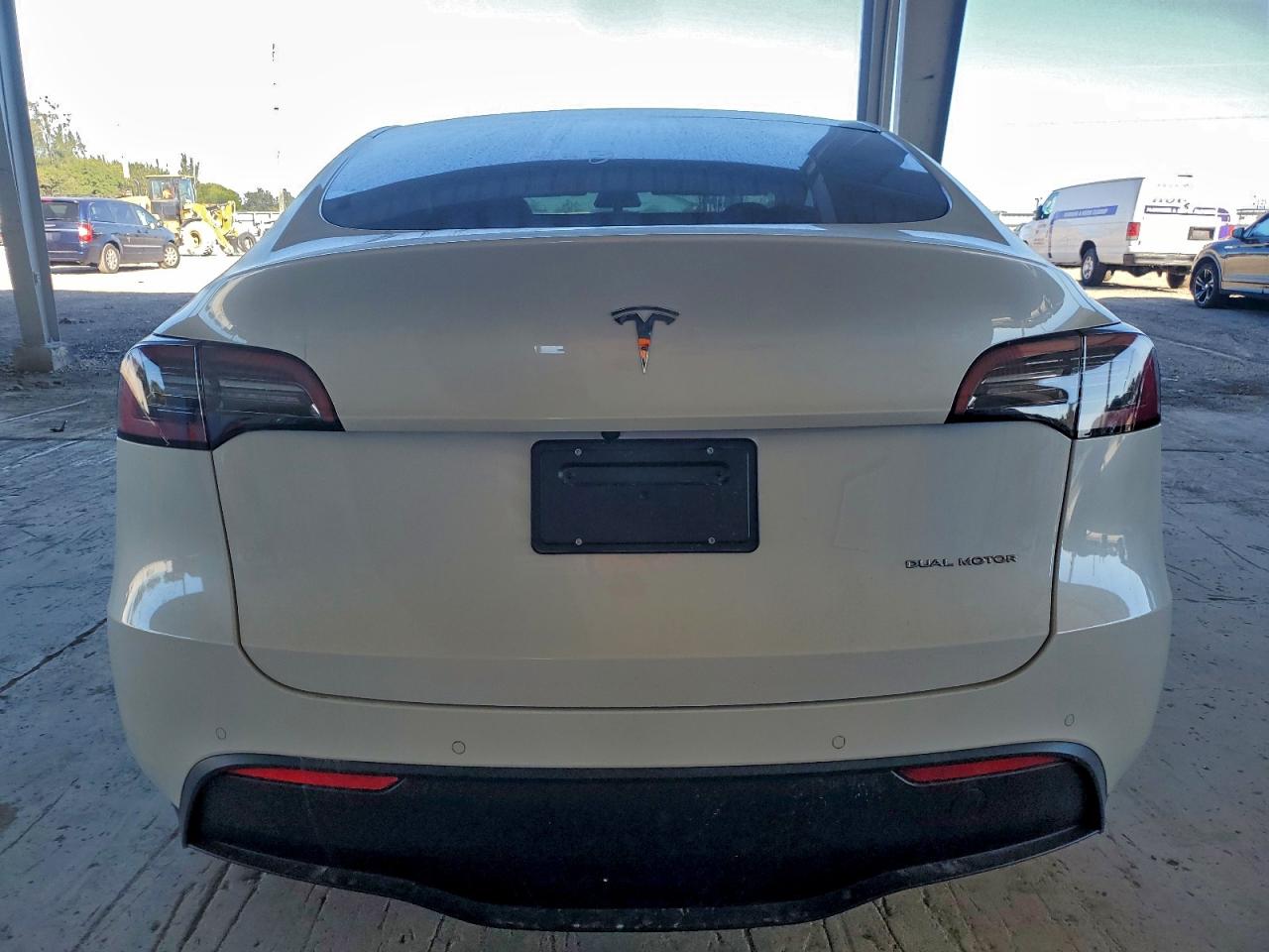 2021 TESLA MODEL Y photo 11