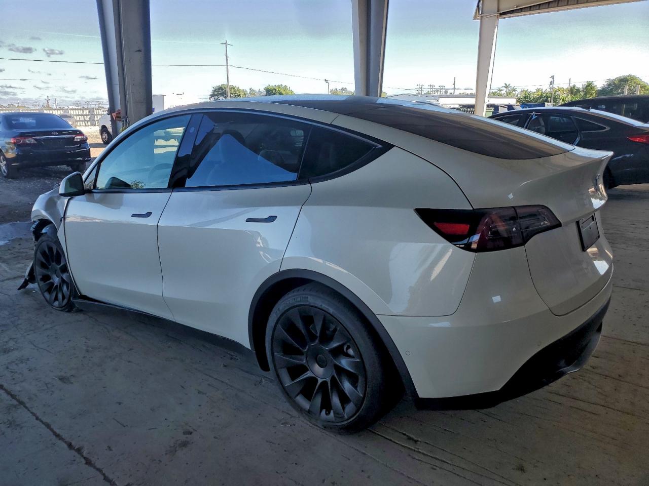 2021 TESLA MODEL Y photo 3