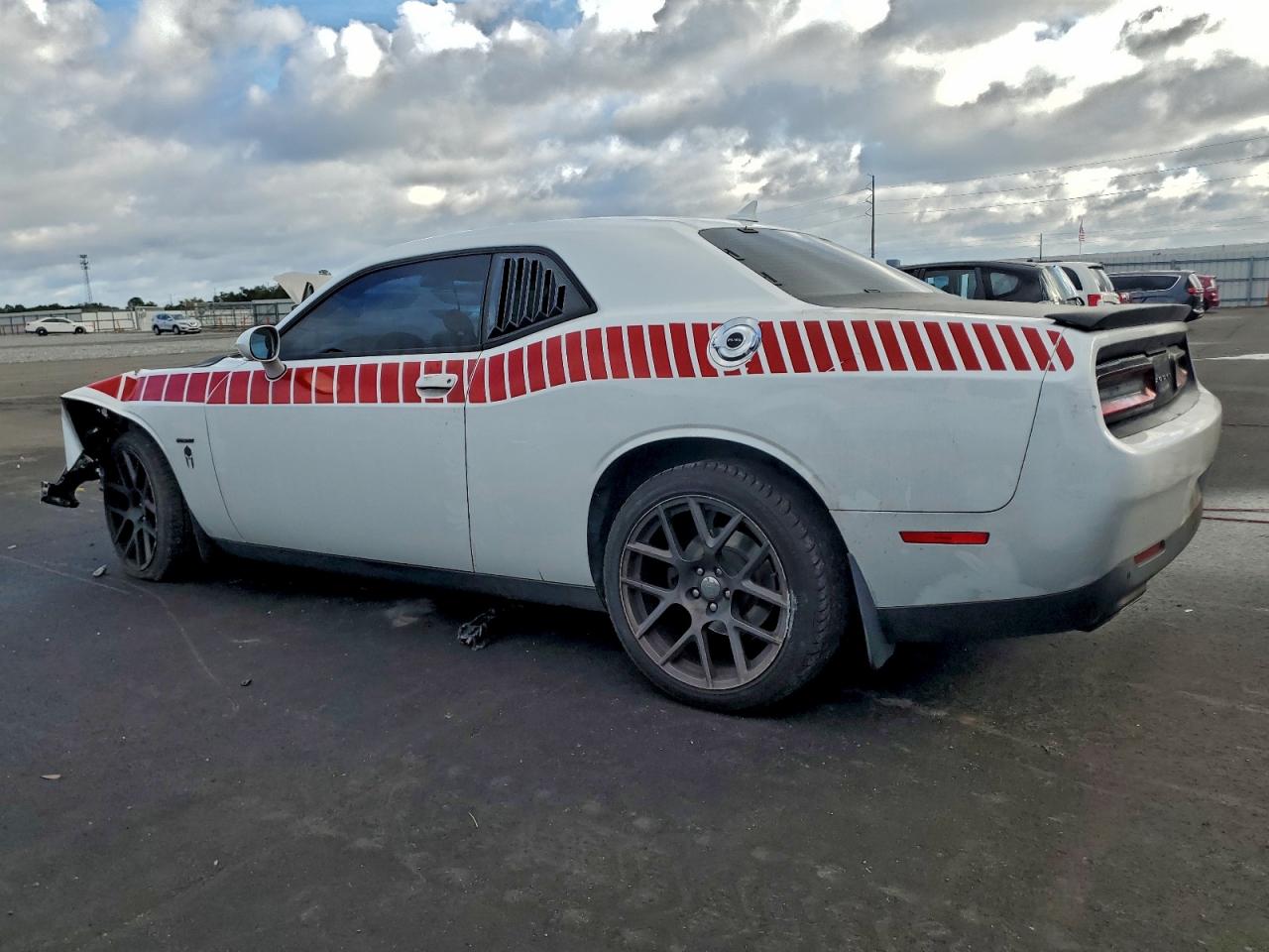2016 DODGE CHALLENGER R/T photo 2