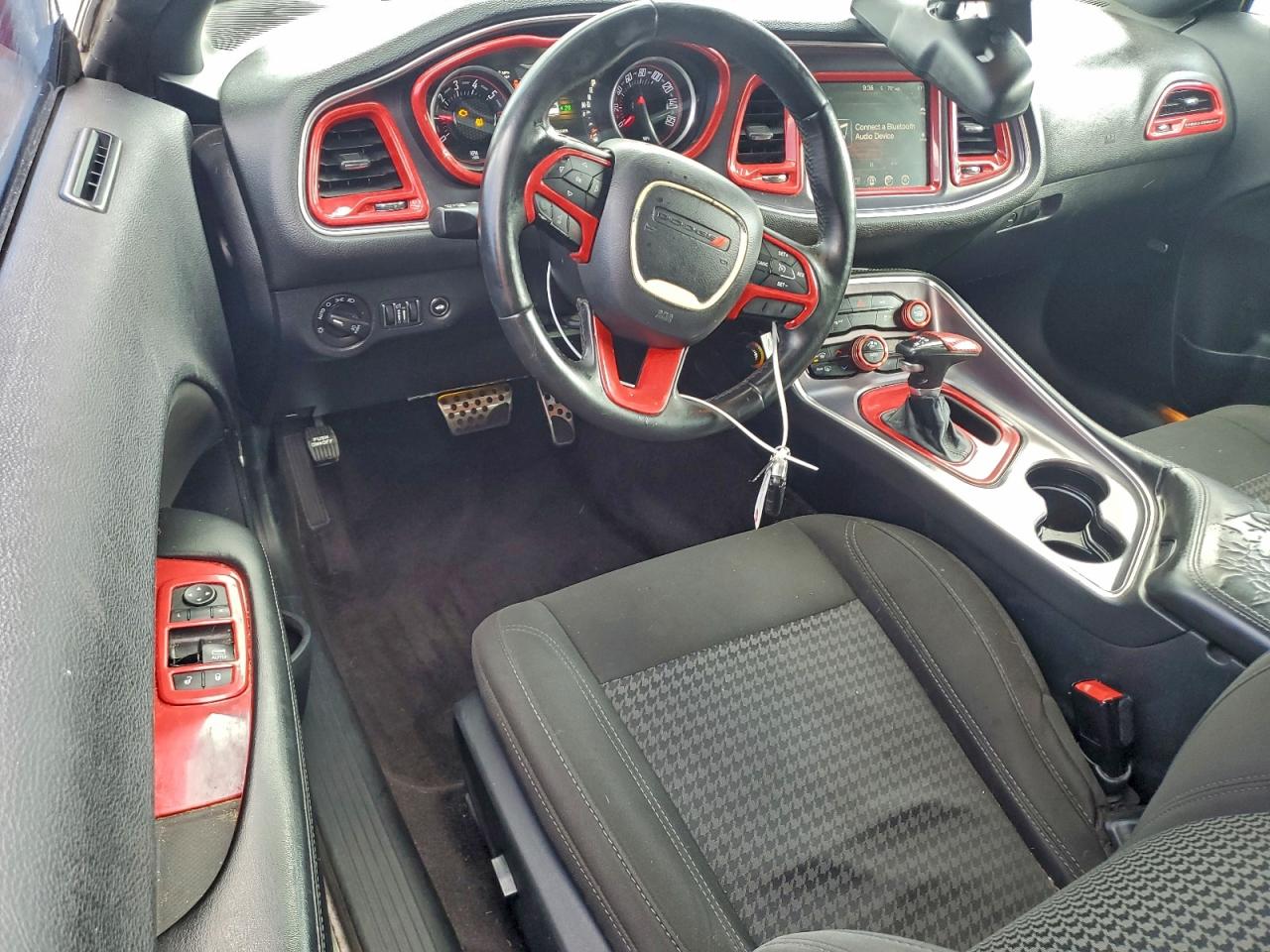 2016 DODGE CHALLENGER R/T photo 8
