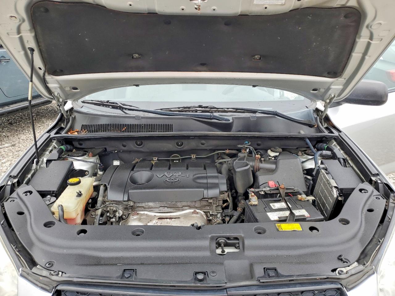 2012 TOYOTA RAV4 photo 12