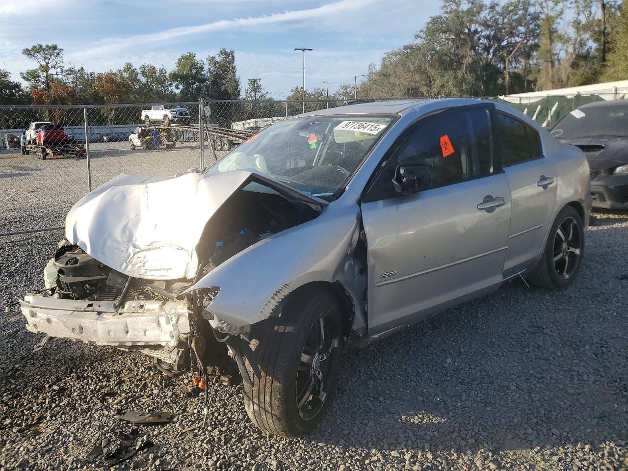 2006 MAZDA 3