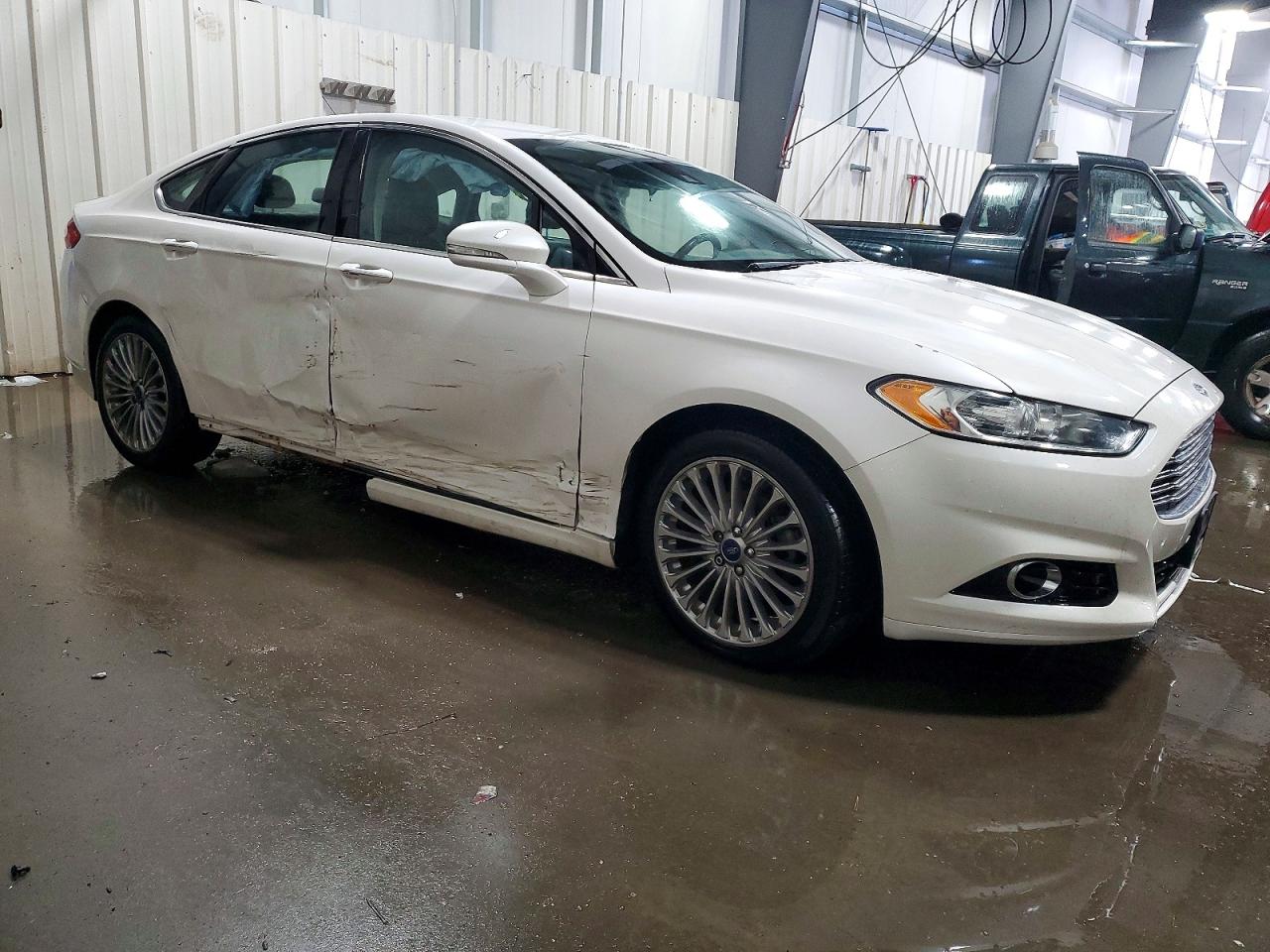 2013 FORD FUSION TITANIUM photo 4