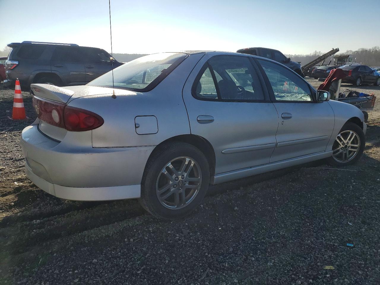 2004 CHEVROLET CAVALIER LS SPORT photo 3