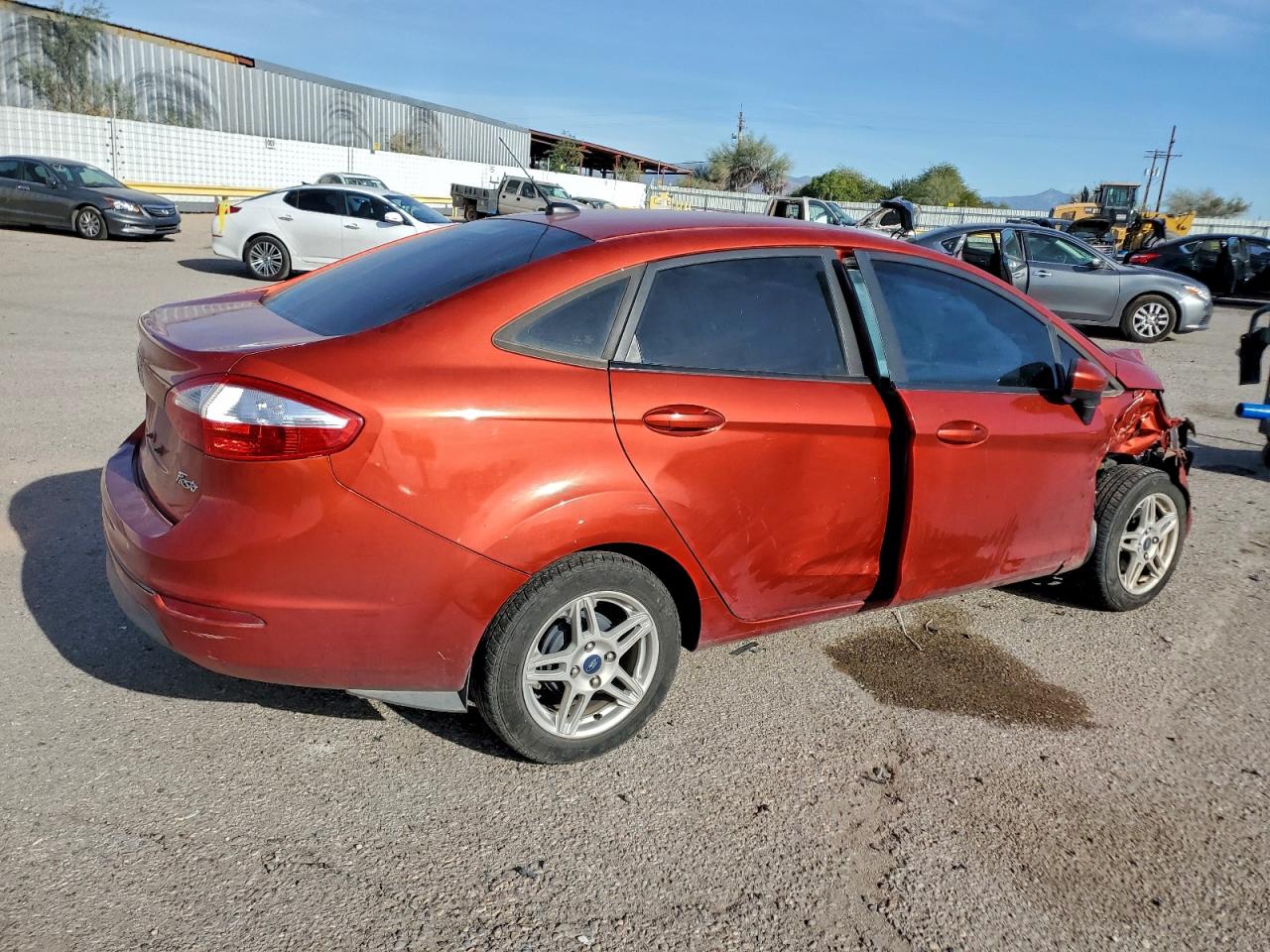 2018 FORD FIESTA SE photo 3