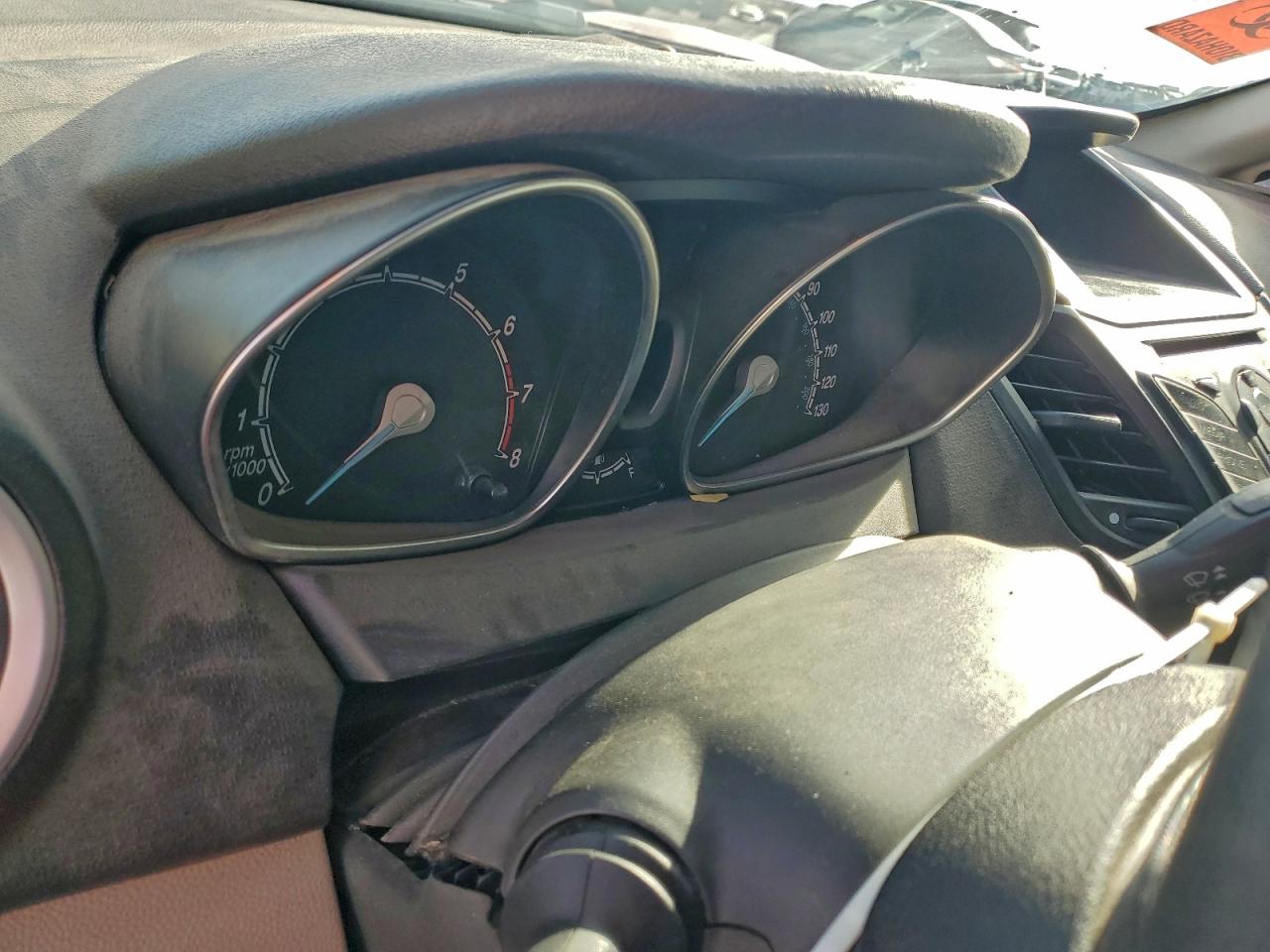 2018 FORD FIESTA SE photo 9