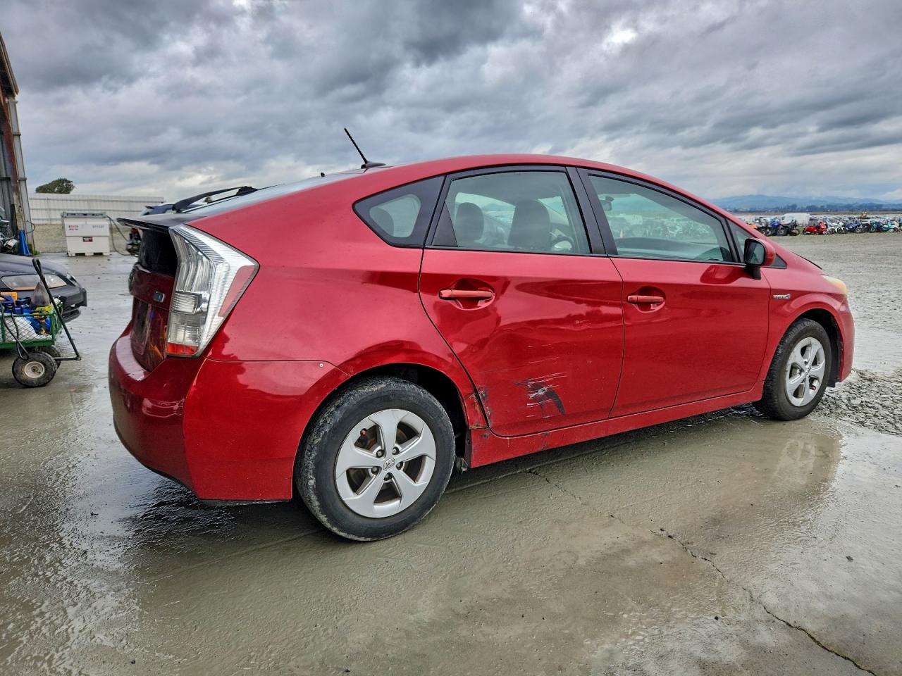 2010 TOYOTA PRIUS photo 3