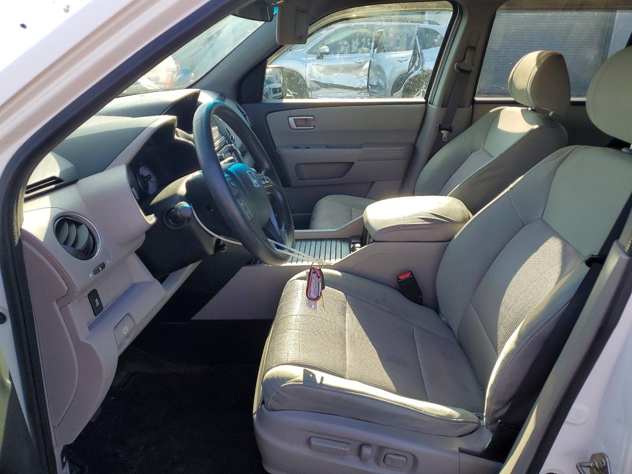 2015 HONDA PILOT SE photo 7