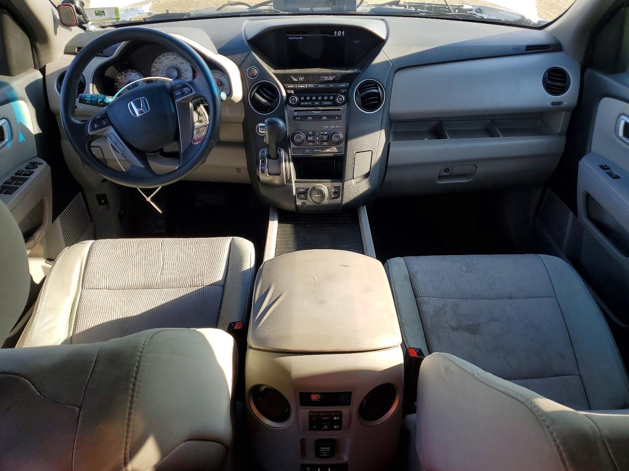 2015 HONDA PILOT SE photo 8