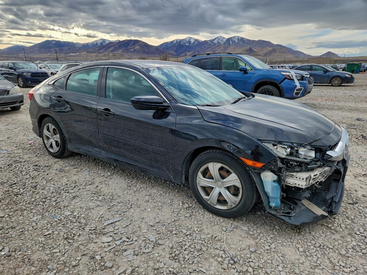 2016 HONDA CIVIC LX photo 4