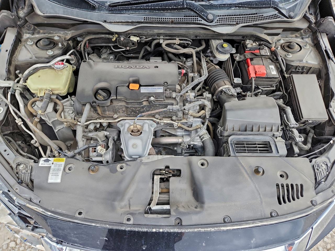 2016 HONDA CIVIC LX photo 11
