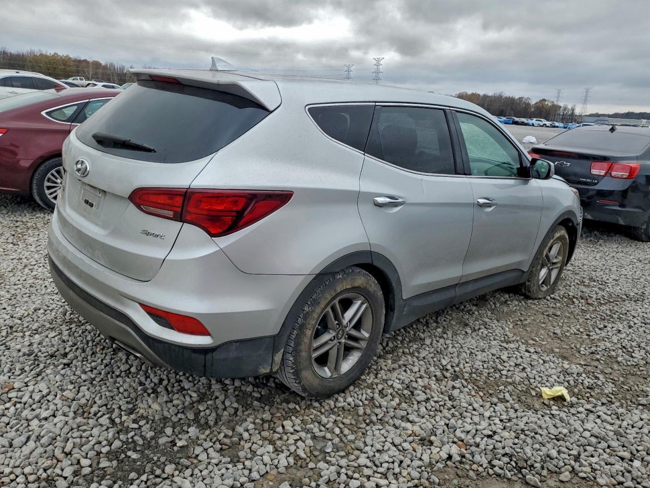 2017 HYUNDAI SANTA FE SPORT photo 3