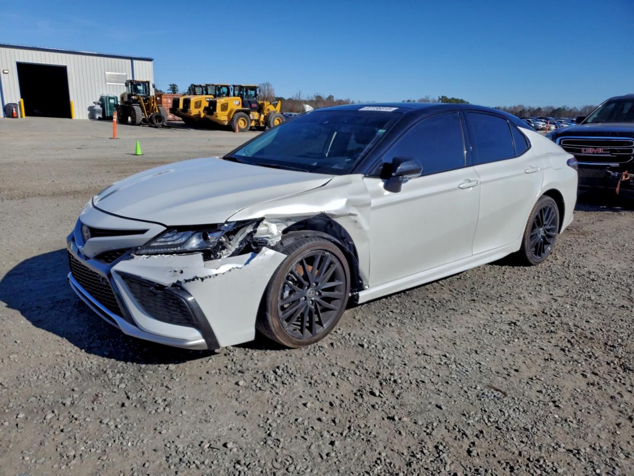 2023 TOYOTA CAMRY