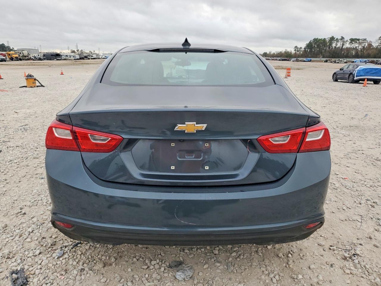 2021 CHEVROLET MALIBU LS photo 6