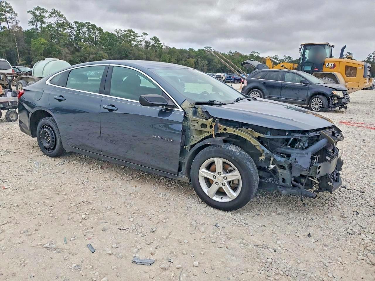 2021 CHEVROLET MALIBU LS photo 4