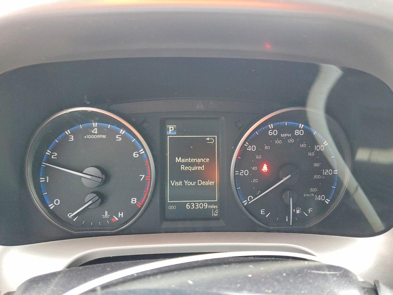 2018 TOYOTA RAV4 LE photo 9