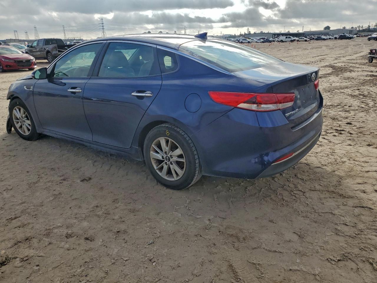 2018 KIA OPTIMA LX photo 2