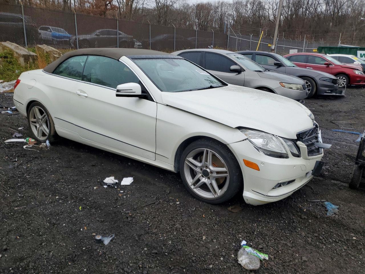 2011 MERCEDES-BENZ E 350 photo 4