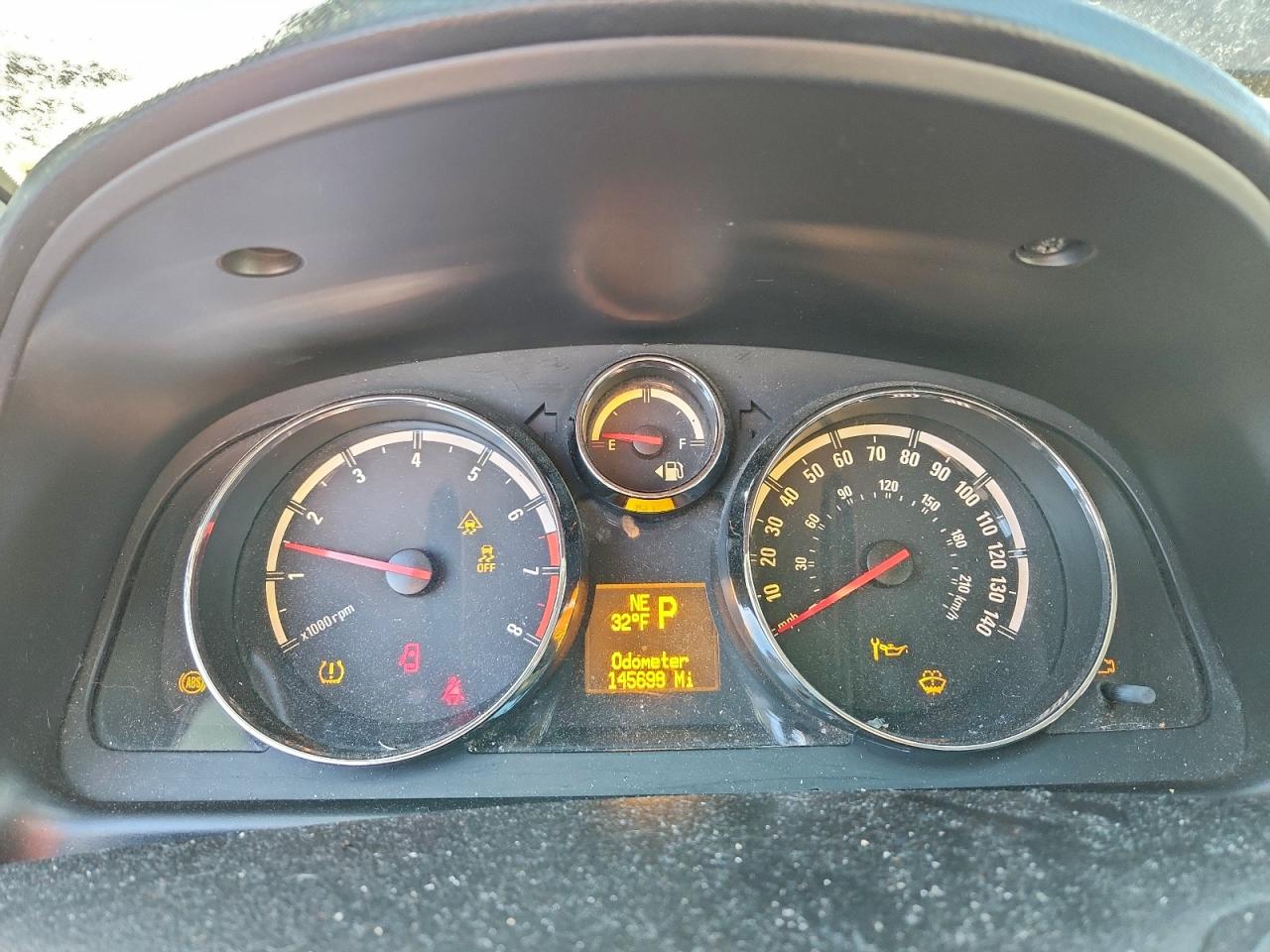 2009 SATURN VUE XE photo 9