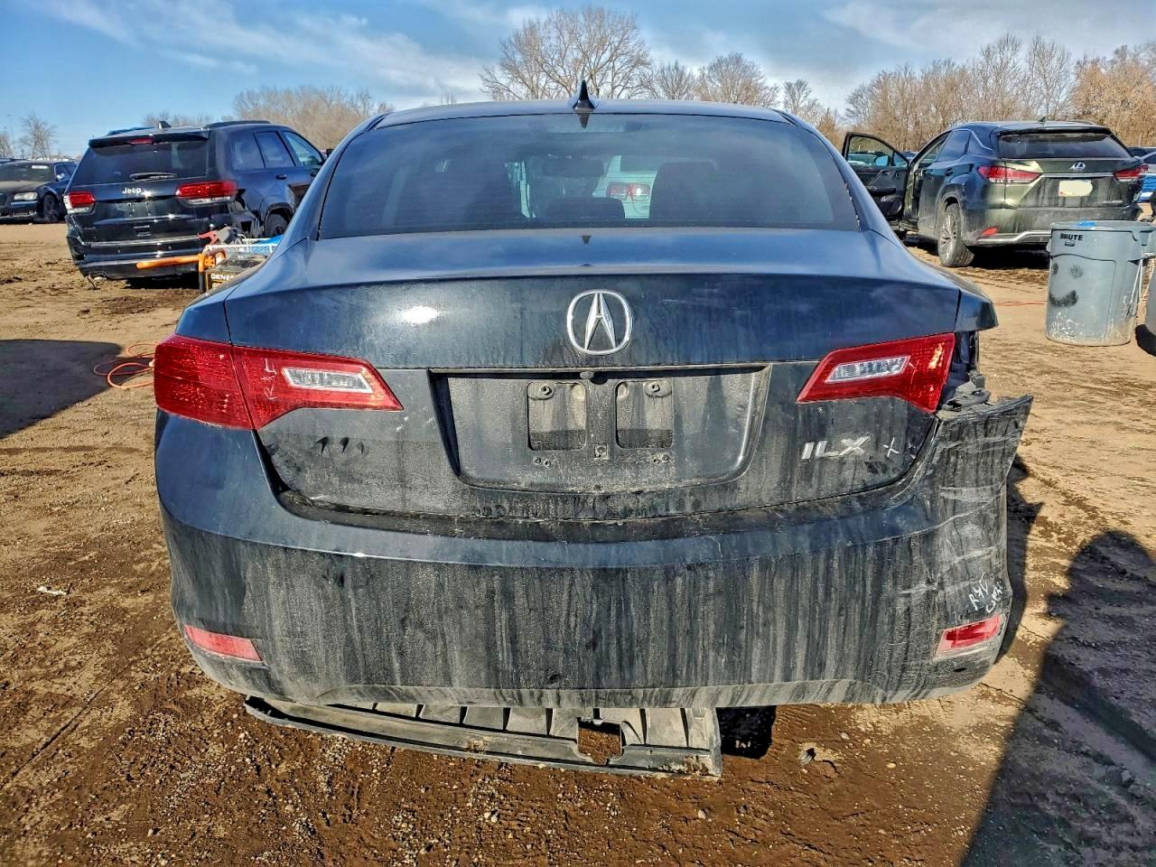 2013 ACURA ILX 20 TECH photo 6