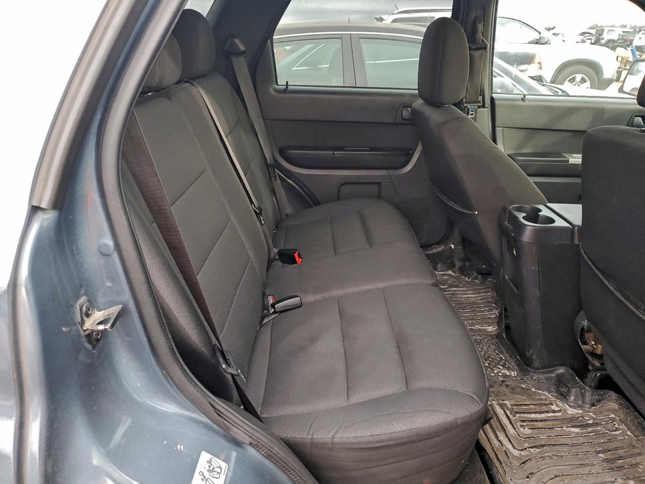 2012 FORD ESCAPE XLT photo 11