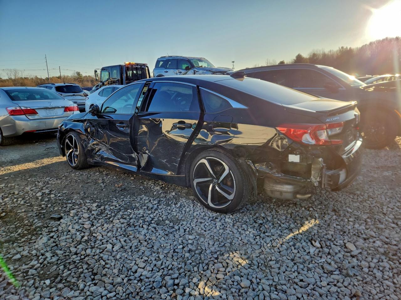 2020 HONDA ACCORD SPORT photo 2