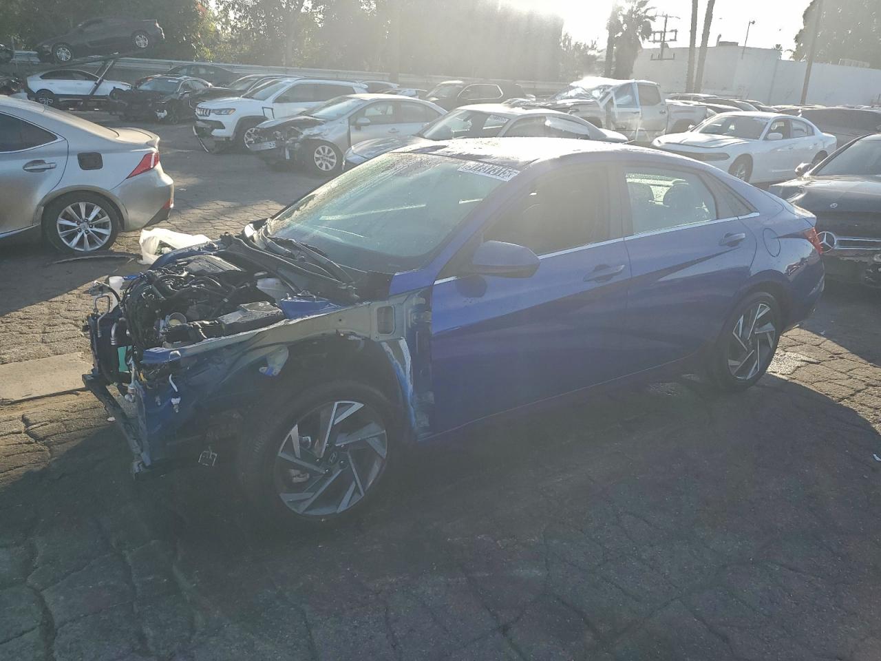 2025 HYUNDAI ELANTRA
